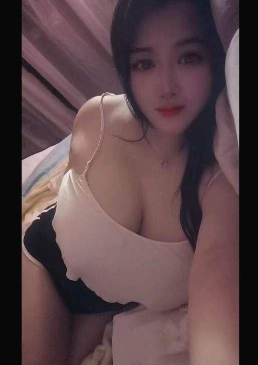 巨乳g奶双双