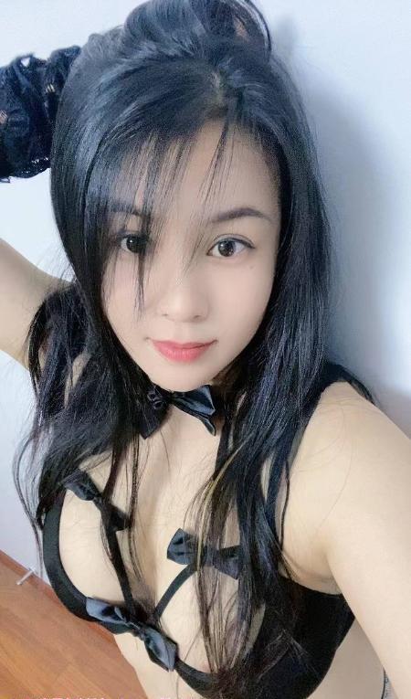 丰乳肥臀美少妇雨欣